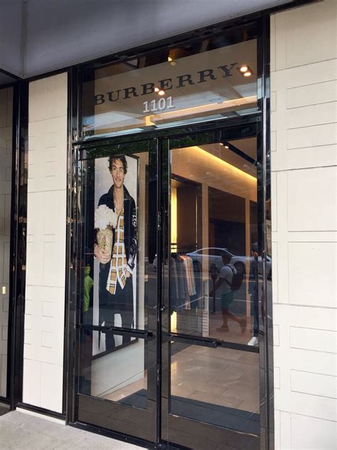 burberry vancouver canada